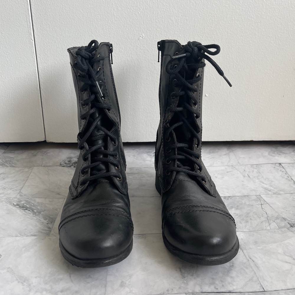 Steve Madden - Combat Boot - 8
